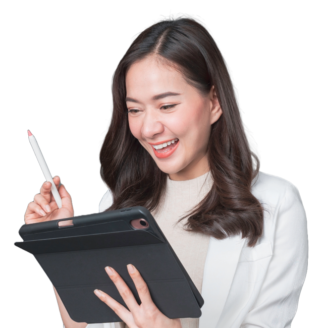 Smiling lady with tablet